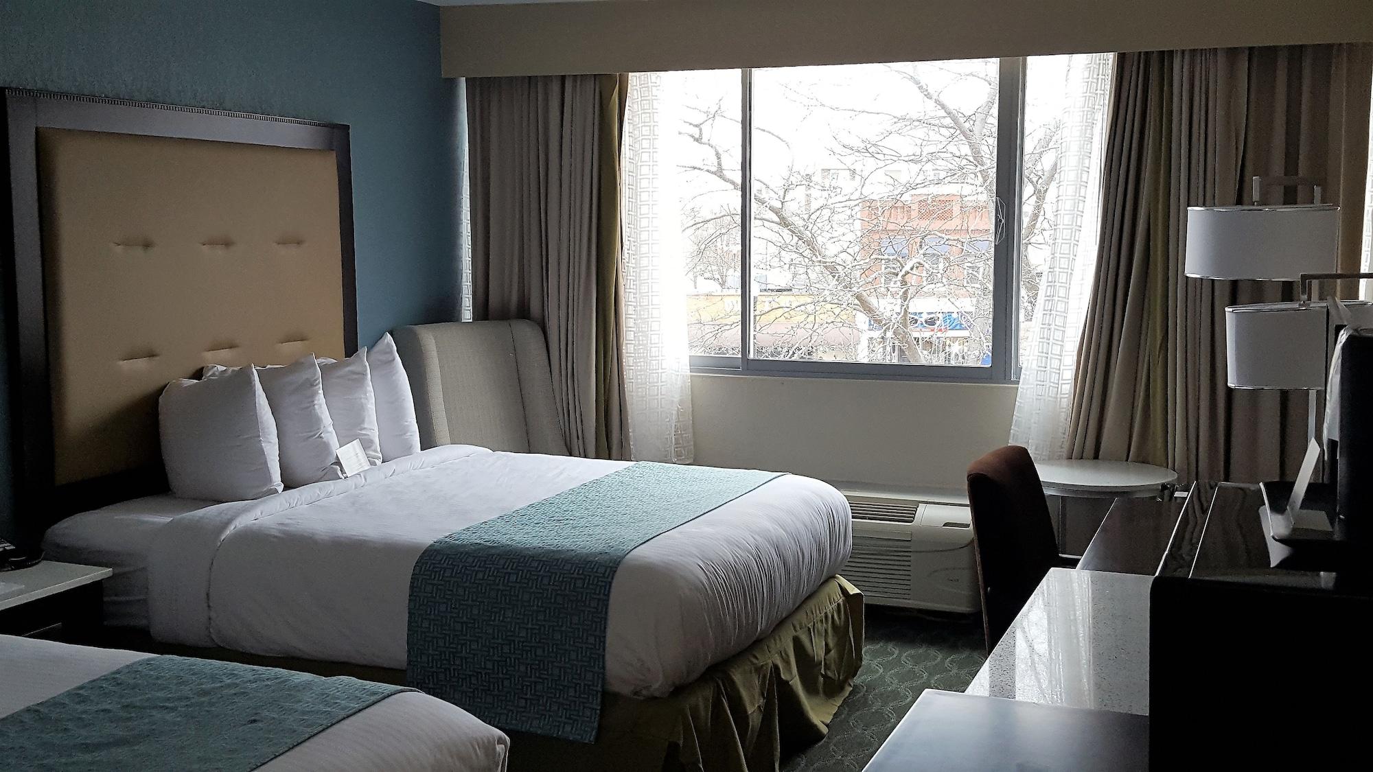 Wyndham Garden Kenosha Harborside Hotell Exteriör bild