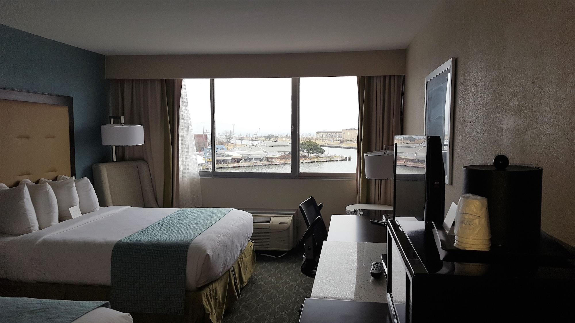Wyndham Garden Kenosha Harborside Hotell Exteriör bild