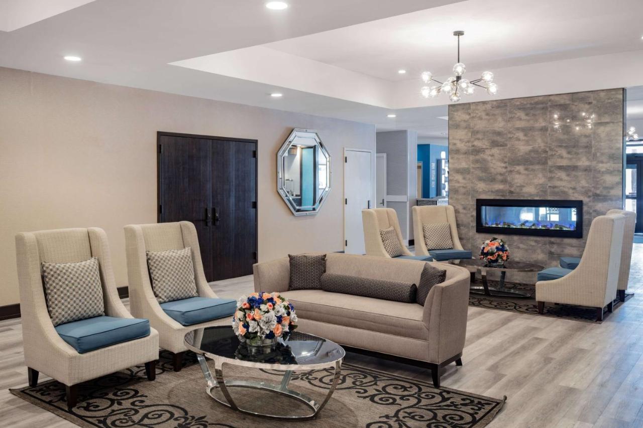 Wyndham Garden Kenosha Harborside Hotell Exteriör bild