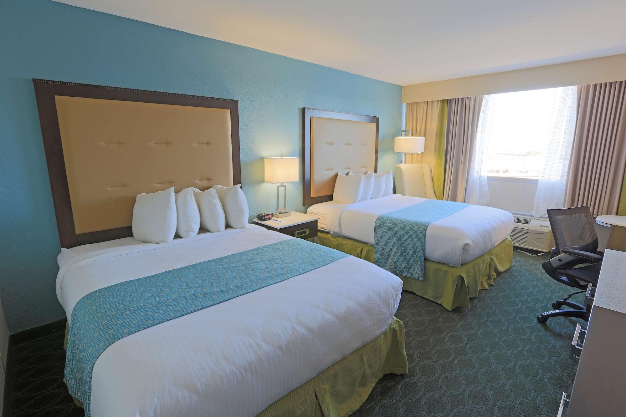 Wyndham Garden Kenosha Harborside Hotell Exteriör bild